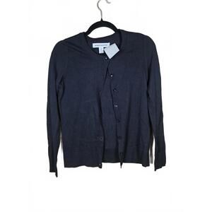 Amazon Essentials Women's Lightweight Crewneck Cardigan Sweater, Black, X-Small